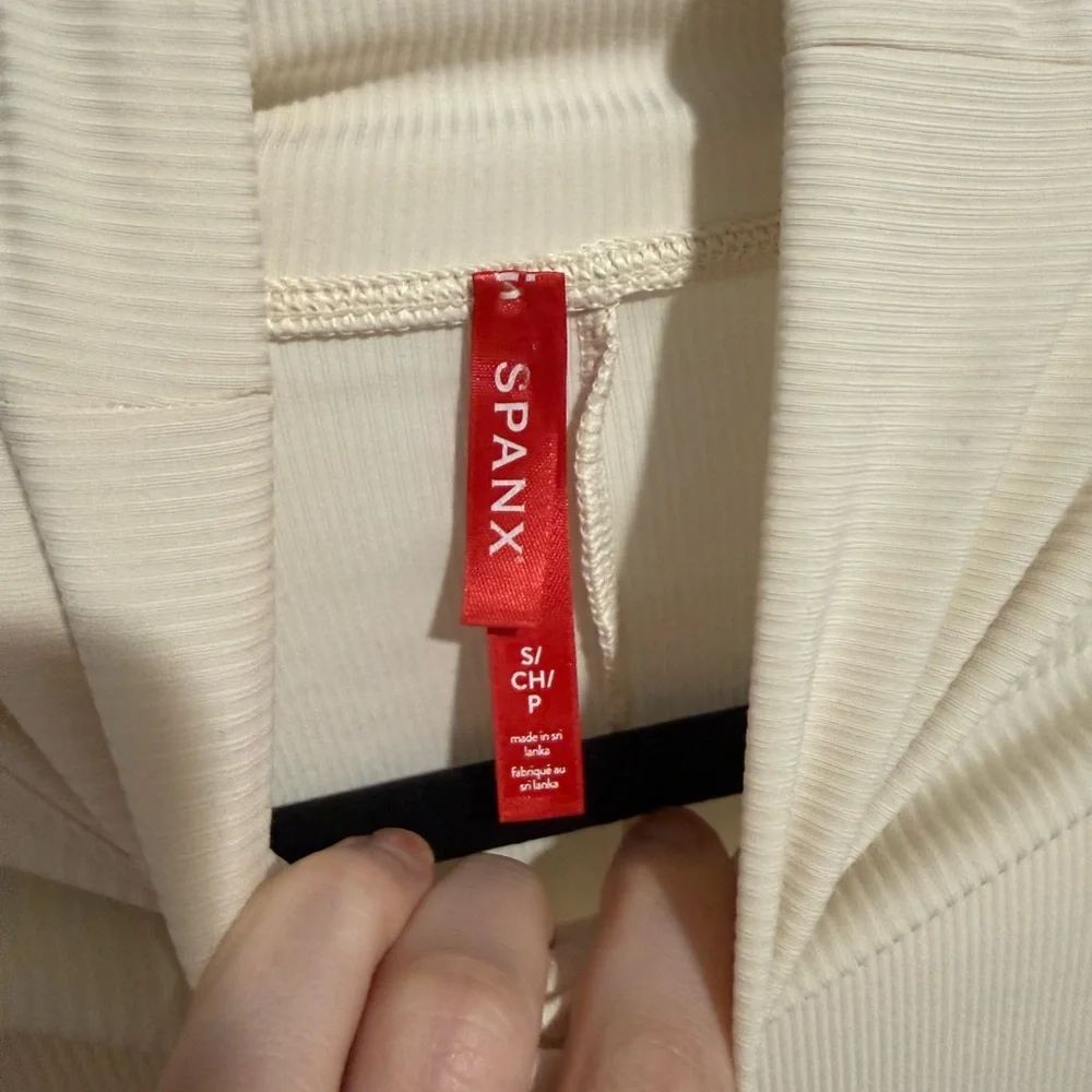SPANX ribbed Mockneck bodysuit - Picture 3 of 3